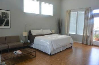 Bed and breakfast Modern 3*