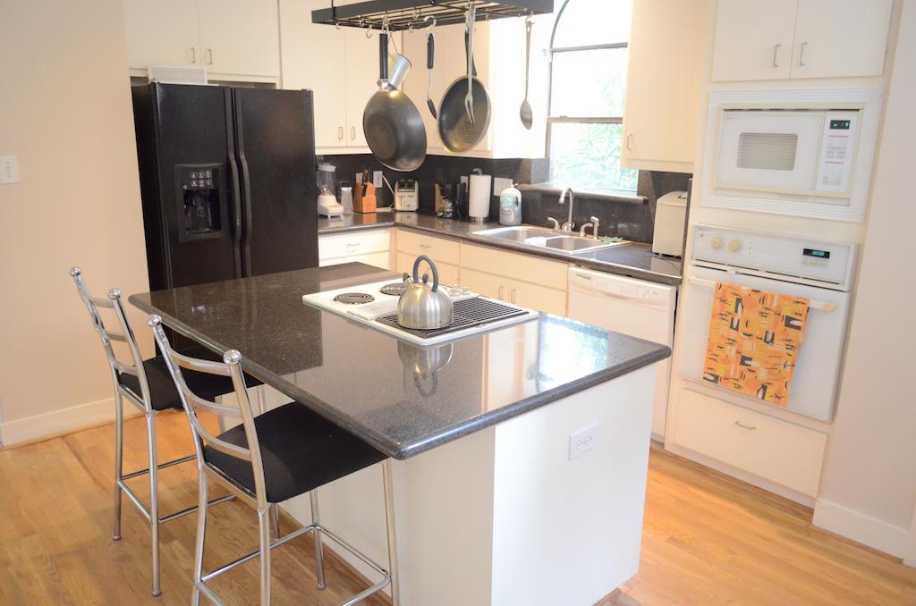 Bed and breakfast Modern 3*